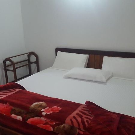 Hotel Eranga Guest Nuwara Eliya Esterno foto