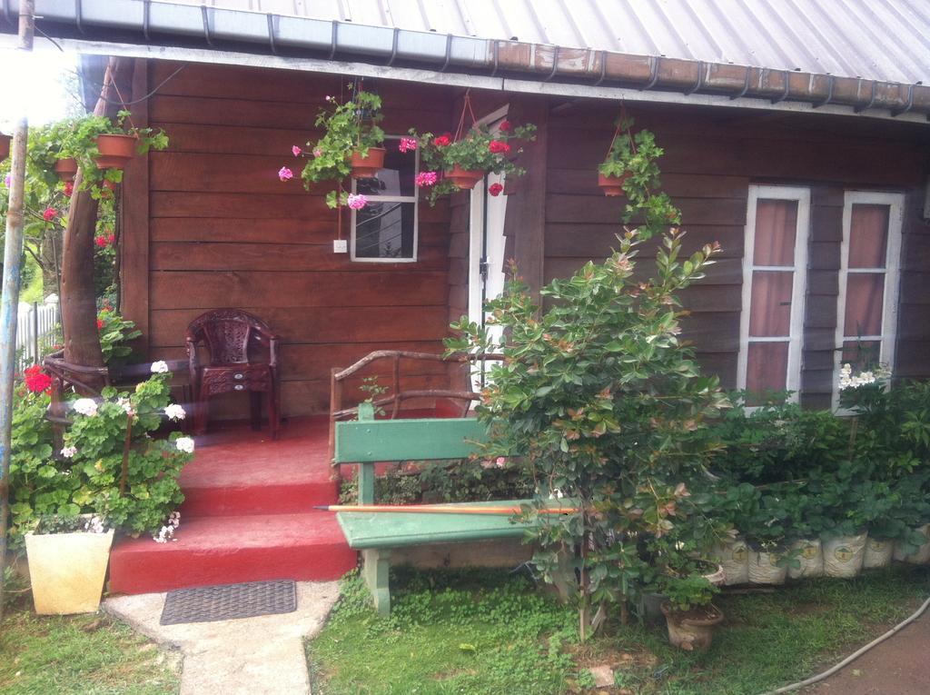 Hotel Eranga Guest Nuwara Eliya Esterno foto