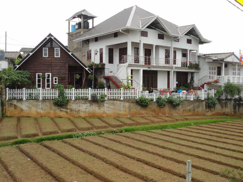 Hotel Eranga Guest Nuwara Eliya Esterno foto