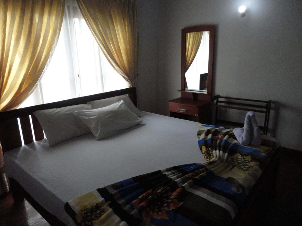 Hotel Eranga Guest Nuwara Eliya Esterno foto