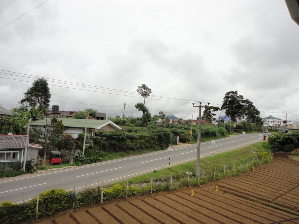 Hotel Eranga Guest Nuwara Eliya Esterno foto