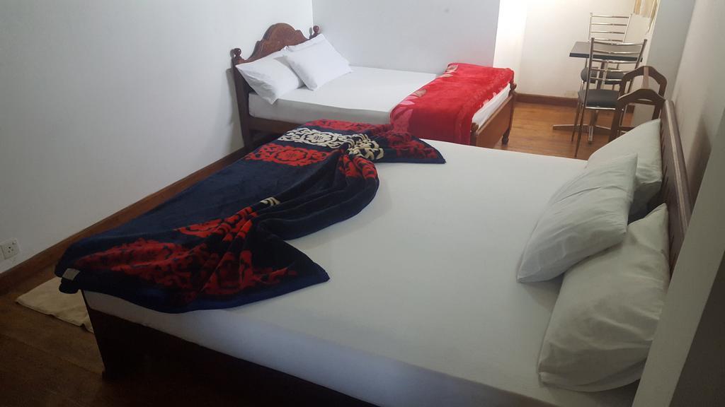 Hotel Eranga Guest Nuwara Eliya Esterno foto