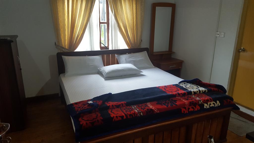Hotel Eranga Guest Nuwara Eliya Esterno foto