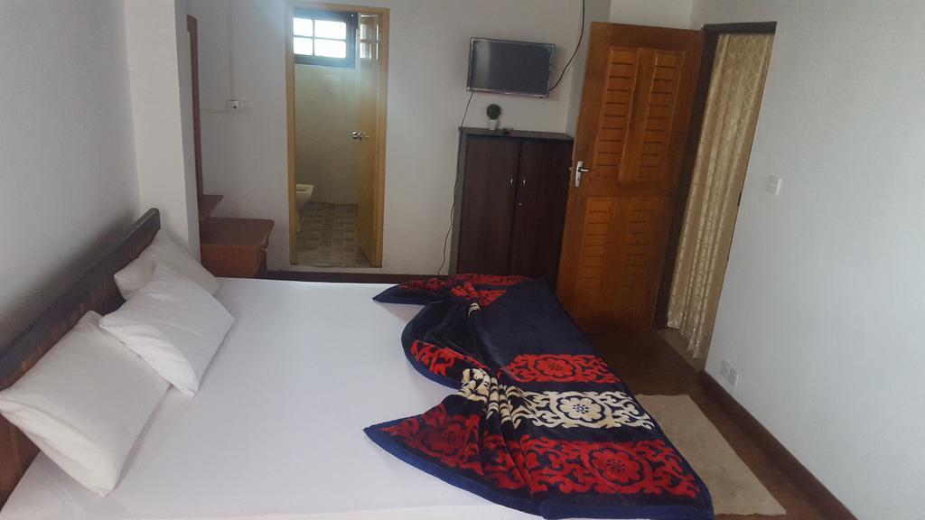 Hotel Eranga Guest Nuwara Eliya Esterno foto